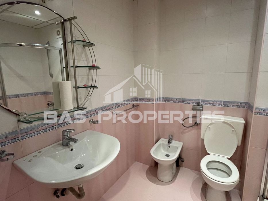 Дава се под наем Двустаен апартамент в София, Гоце Делчев - 90 кв.м за 750 € - Снимка #8