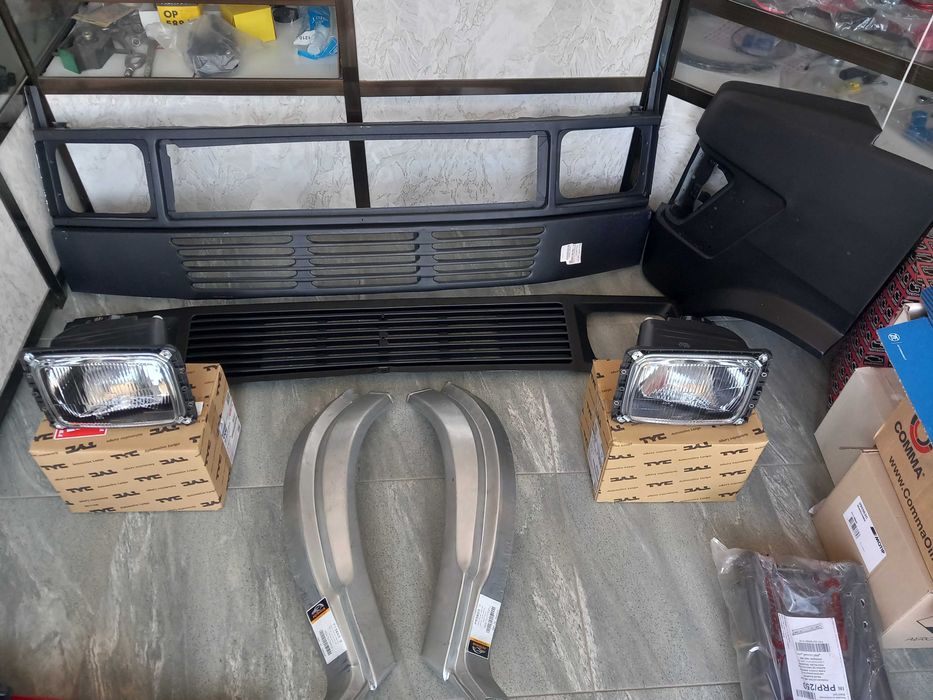 Предна броня Мерцедес Т1  1977-1996, 207-410