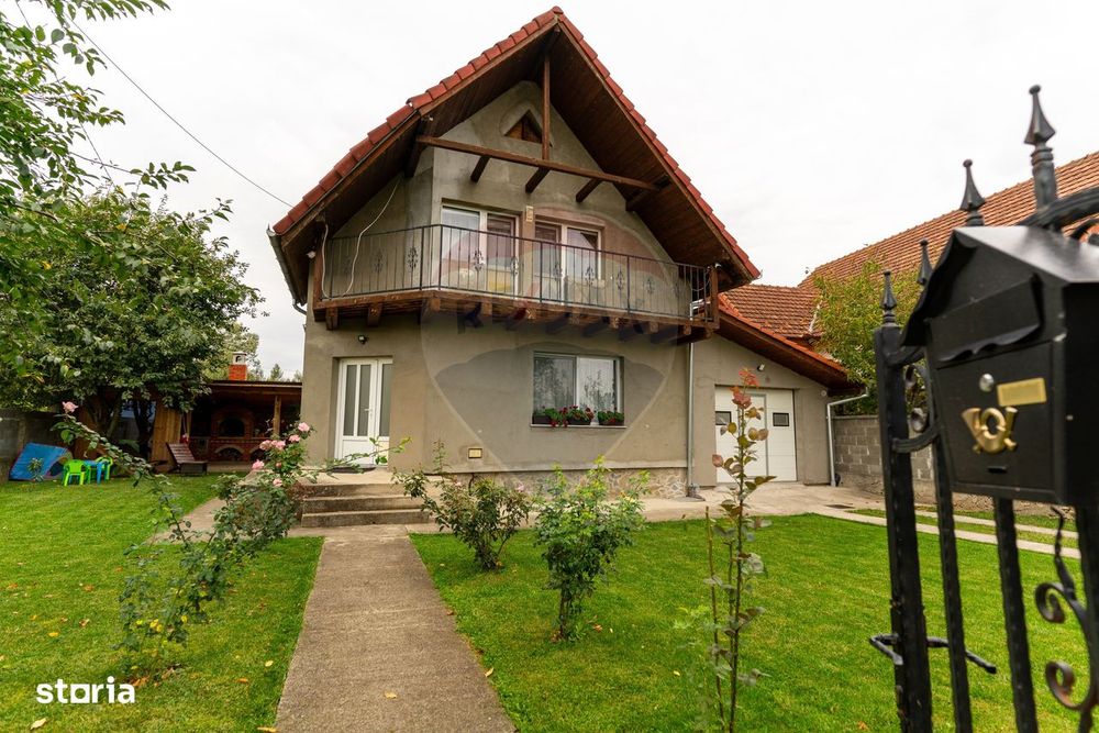 Casă / Vilă deosebita de vânzare, Hateg jud. Hunedoara