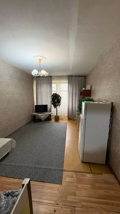 Сергели 4 1/3/9 квартира чистая, бывшие общежитие