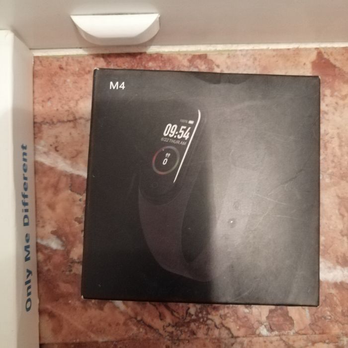 Vand bratari fitness si pentru monitorizare