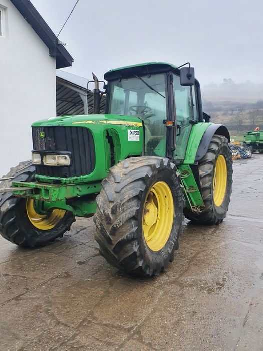 Dezmembram tractor John Deere 6930
