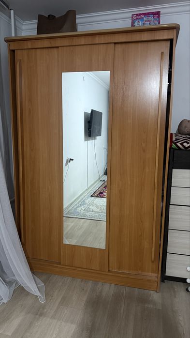 Продам шкаф для олежды
