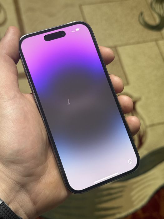 Iphone 14 pro purple
