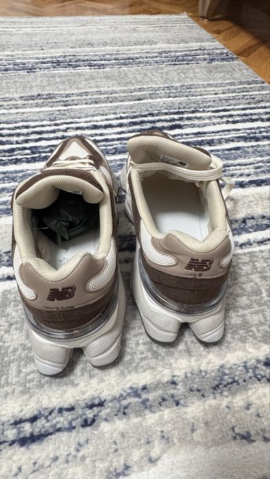 New balance 9060