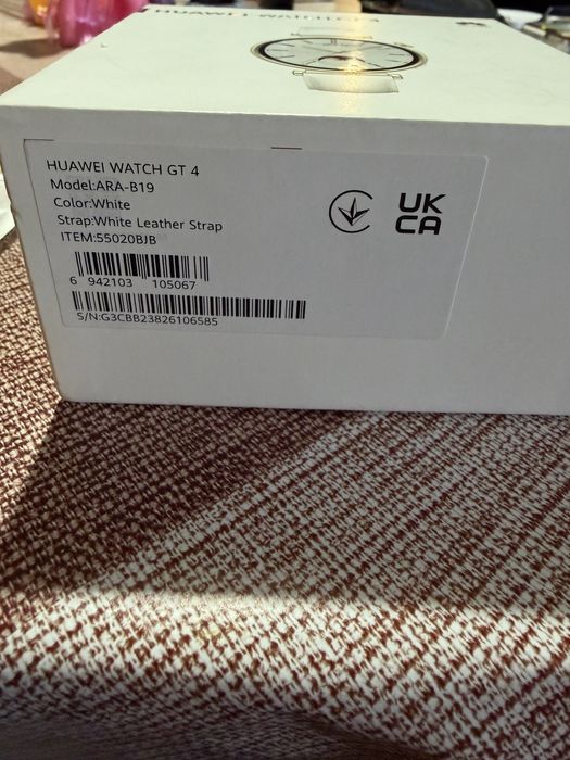 Huawei Watch 4  Lether Strap! Като нов!