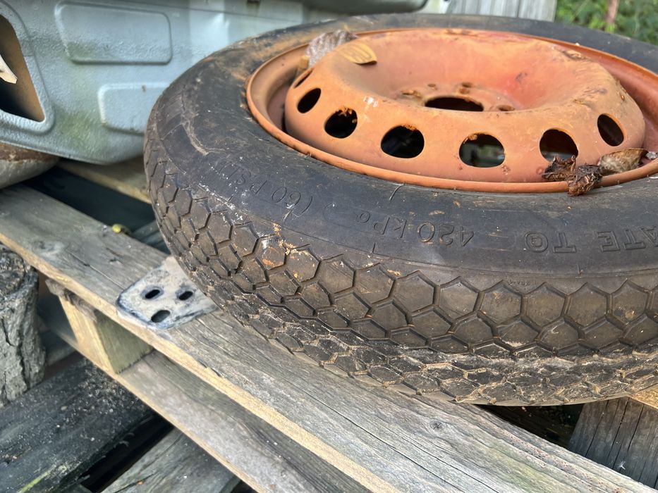 Roata rezerva slim mica 125/90 r15