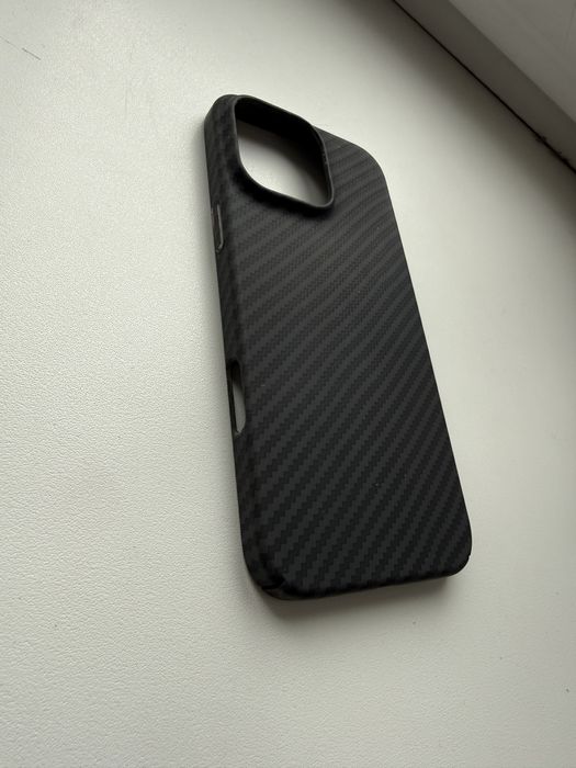 Чехлы на айфон 16про макс