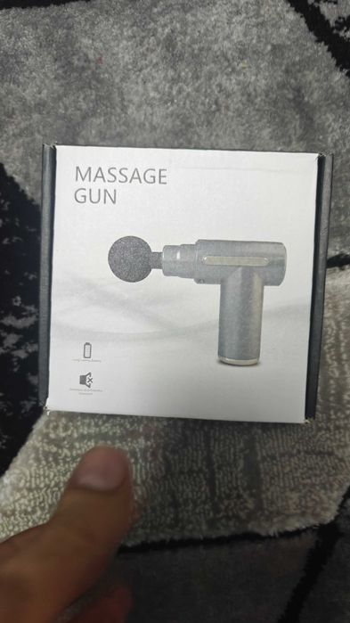Aparat masaj tip pistol