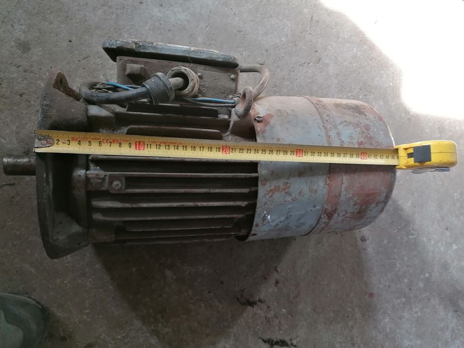 Motor cu frana pentru freza FUS