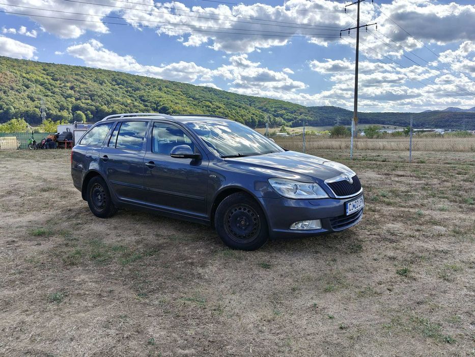 SKODA Octavia 2011 — imagine 2