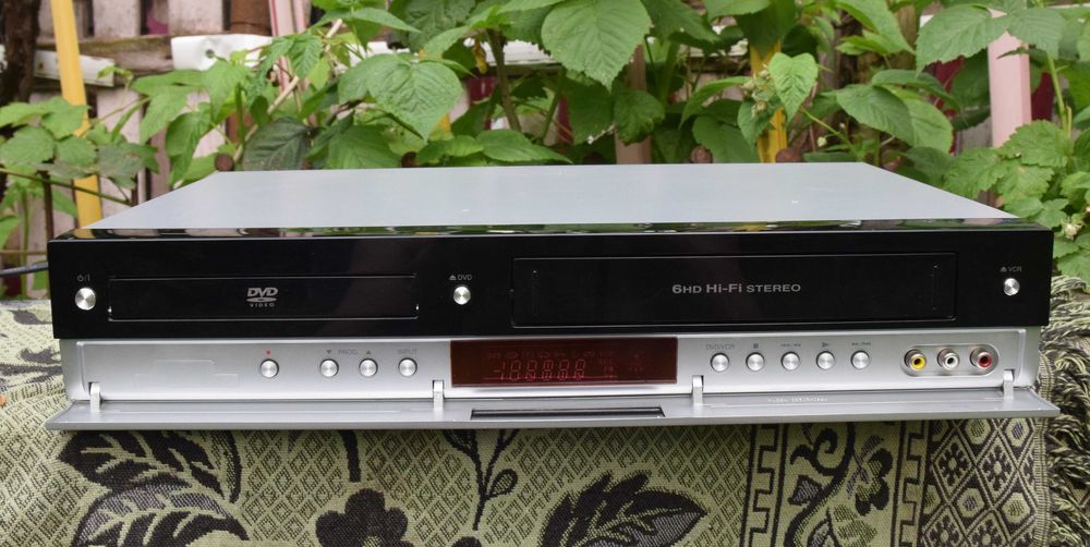 DVD  , DK   dtv  -530 ,  dvd ,TV, monitor