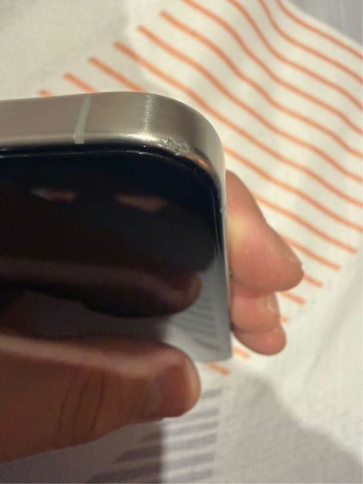 iPhone 15 Pro – 256 GB