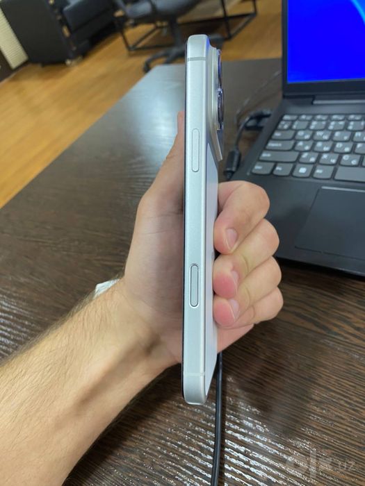 Iphone 17 pro max  256 silver Sim +E sim