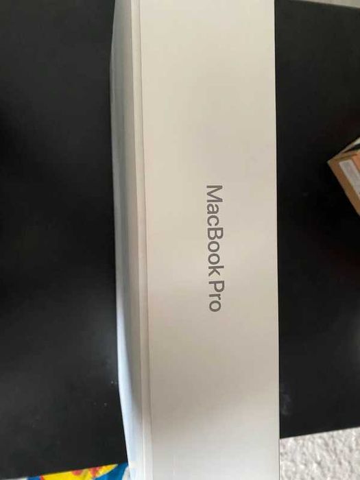 Vând cutie originală MacBook Pro 16” (A2141)