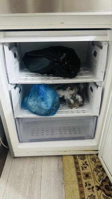 холодильник бу Беко отлично работает