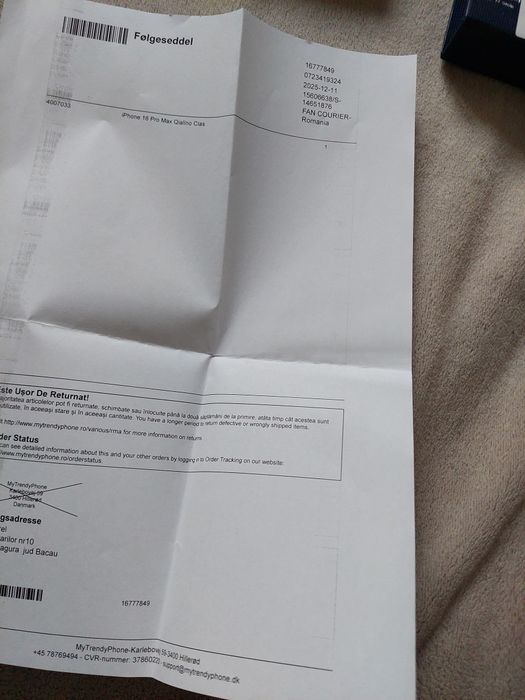 Husa iPhone 16 Pro Max, Qialino Classic din piele tip carte  Maro