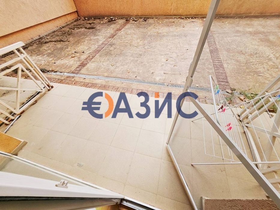 Продава се Едностаен апартамент в к.к. Слънчев бряг - 28 кв.м за 674 €/кв.м - Снимка #8
