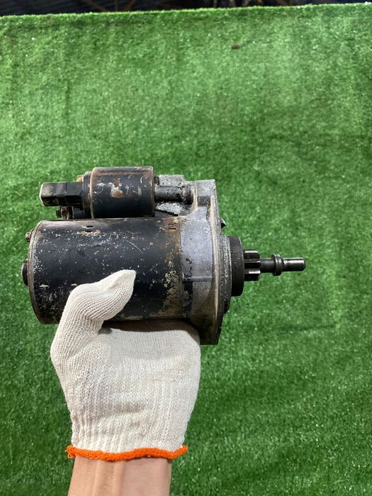 Оригинальный стартер Passat B3 B4 Golf 3