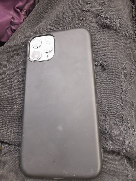Vând iPhone 12 pro max