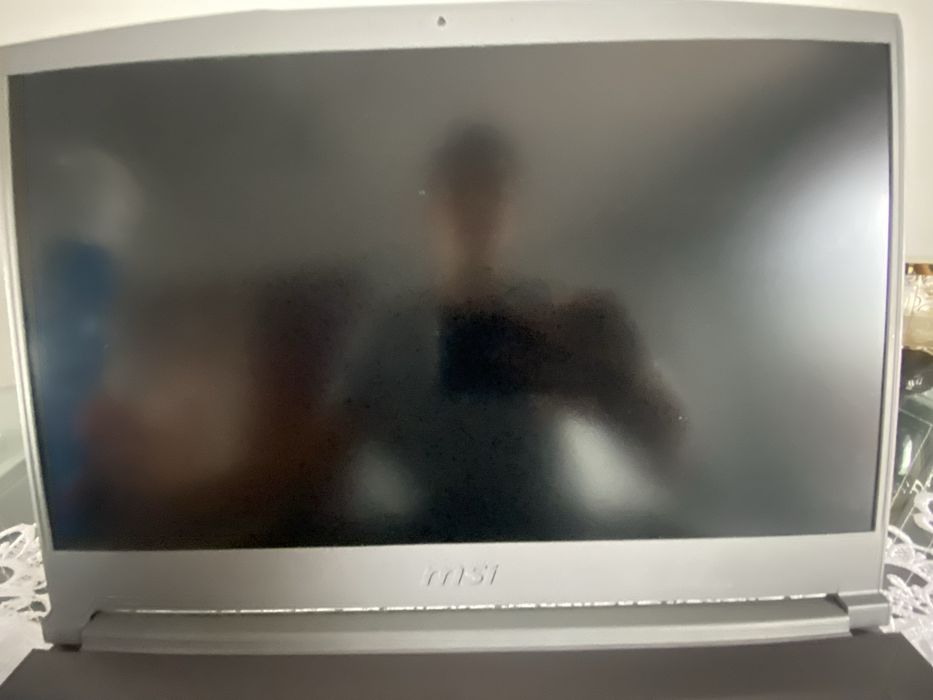 Leptop gaming msi nou