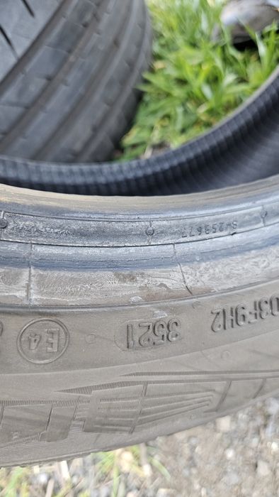 2бр гуми 215 50 18 дот 21 континентал  continental