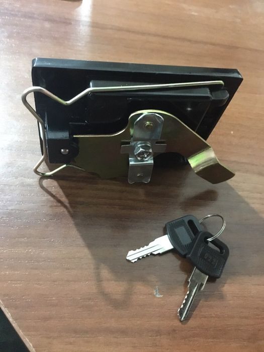 Замок для металлического шкафа