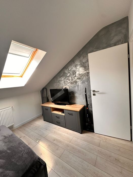 Apartament cu 2 camere , nou, mobilat, utilat , prima închiriere