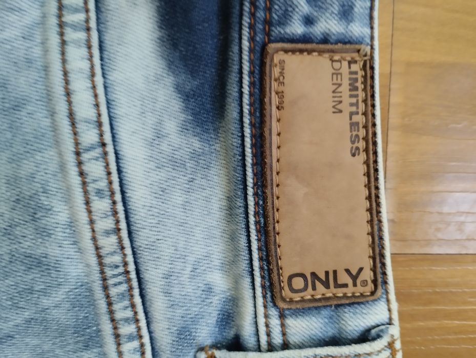 Дамски дънкови къси панталони Only и Gaudi