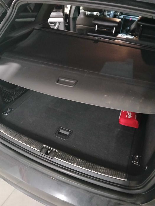 Щора багажник Ауди А4