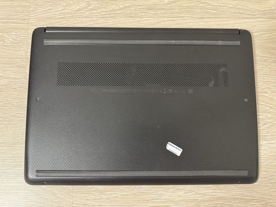 Ноутбук HP 14s-dq1046ur