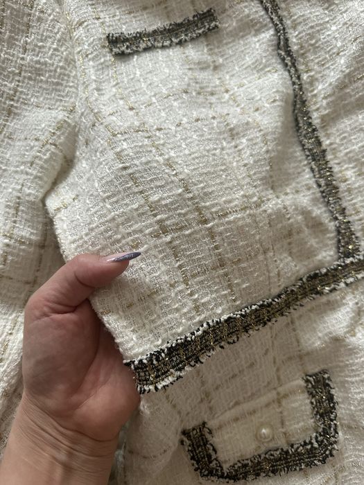 Каждая по 1500 тенге