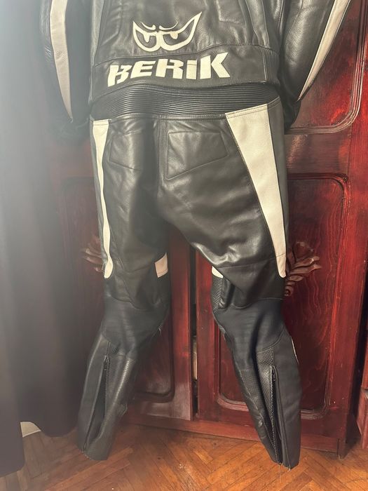 Costum moto BERIK