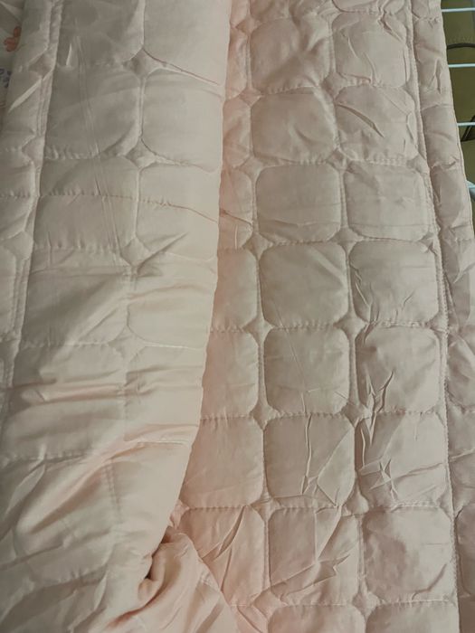 Одеяло 1,5х2 м новое