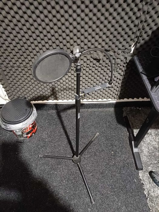 Pachet Microfon+Placa sunet+stativ profesional sau separat