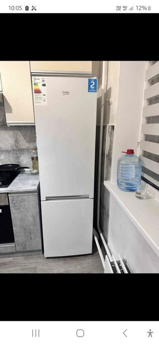 Продам холодильник