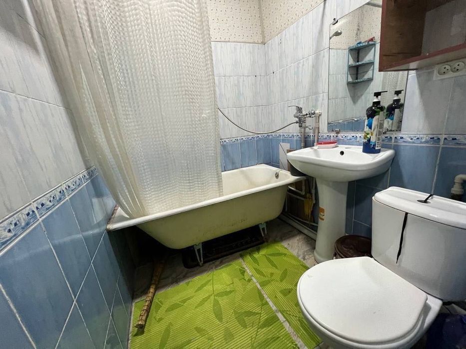 Сдаётся 1 комнатная квартира 
С обстановкой
В горде Алмалыке