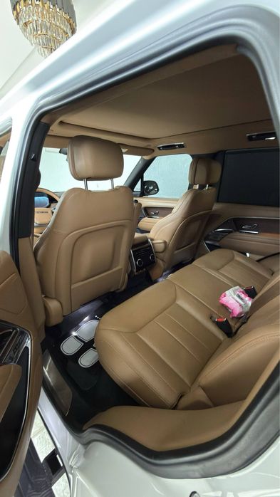 Range Rover P 400 HSE 2022 год