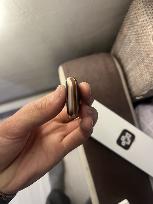 Продам Apple Watch se 41mm