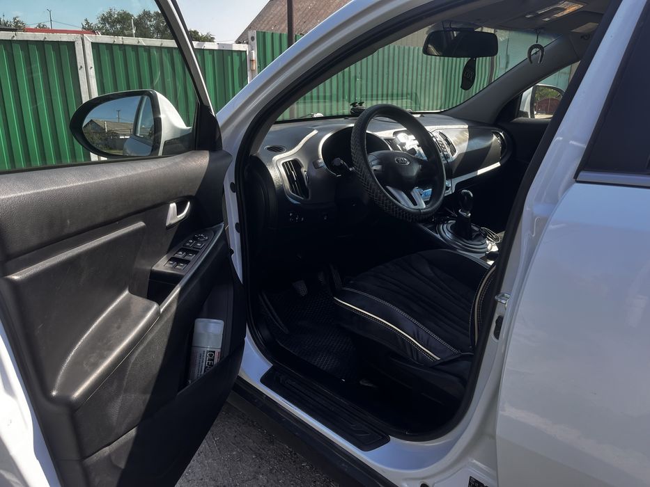 Продам Kia Sportage