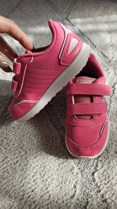 Маратонки за момиче