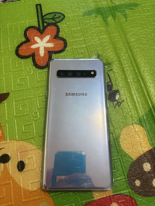 Продам Samsung Galaxy S10 5G