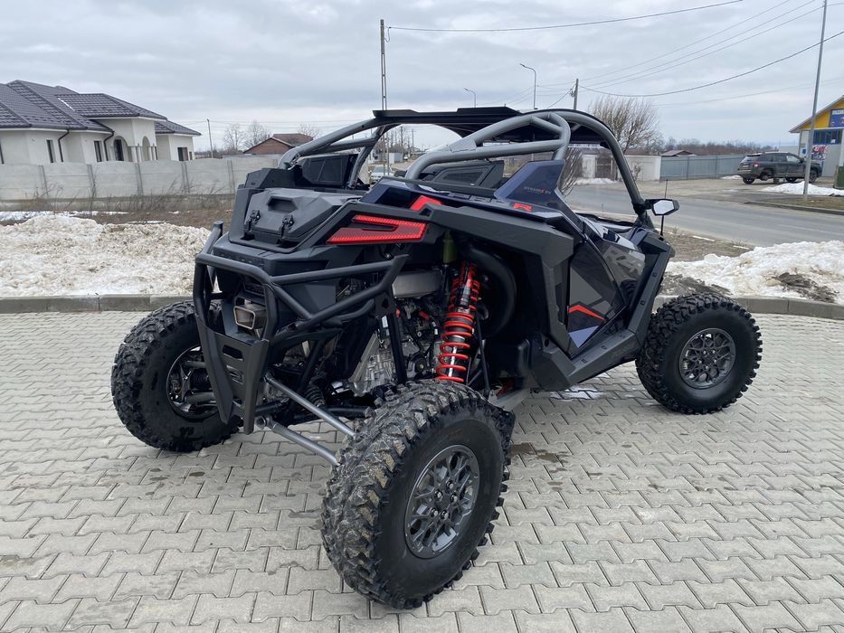 Polaris RZR suspensie Fox