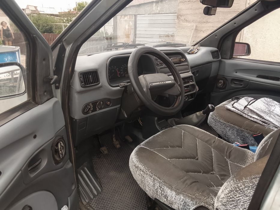 Продам Нива 2120