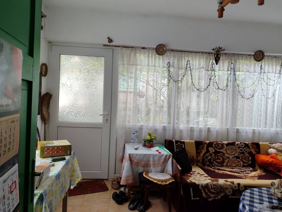 Продажба на самостоятелна къща в с.Веселиново!Отлично състояние!