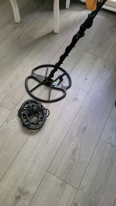 Продам металлоискатель