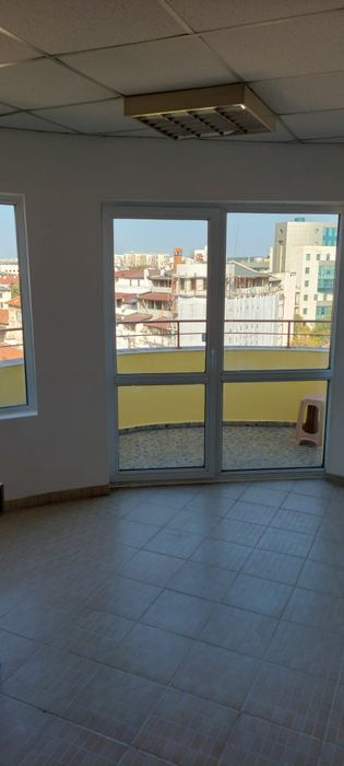 Дава се под наем Офис в Хасково, Център - 28 кв.м за 173.4 € - Снимка #2