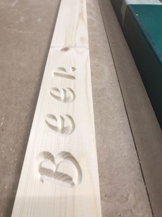 Декоративни дървени щайги с издълбан надпис по желание