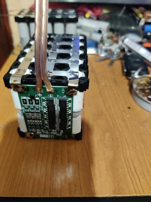 Litiu ion, acumulator 12,6v