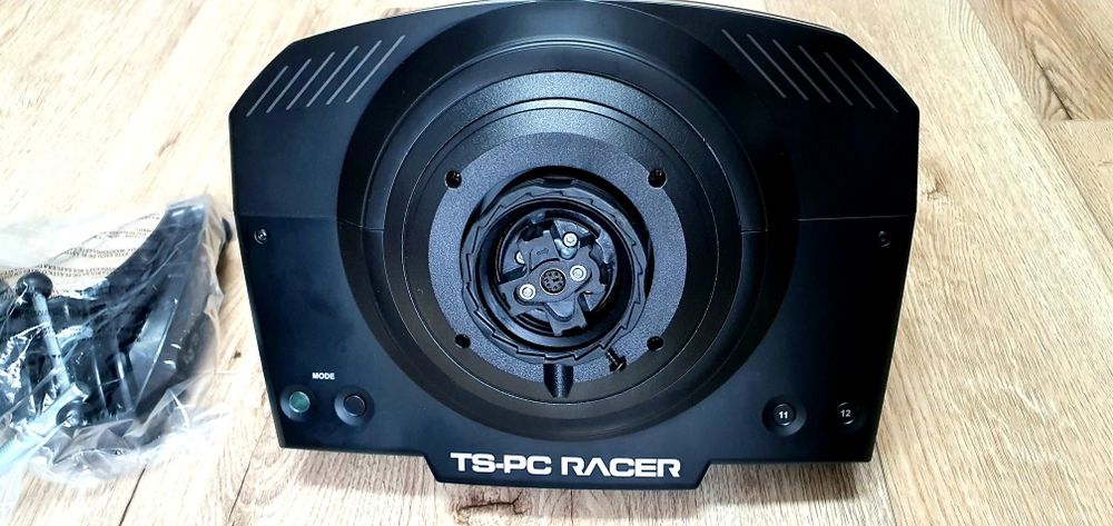 Volan Gaming Thrustmaster Ts-Pc Racer (Defect) pentru piese .